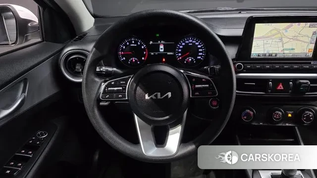 Kia The New K3 2nd generation 2022 Белый из Кореи, фото 4