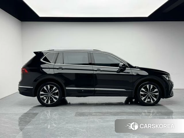 Volkswagen Tiguan L 2024 Черный из Китая, фото 4