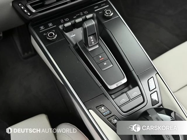 Porsche 911(992) 2024 Серебристо-серый из Кореи, фото 4
