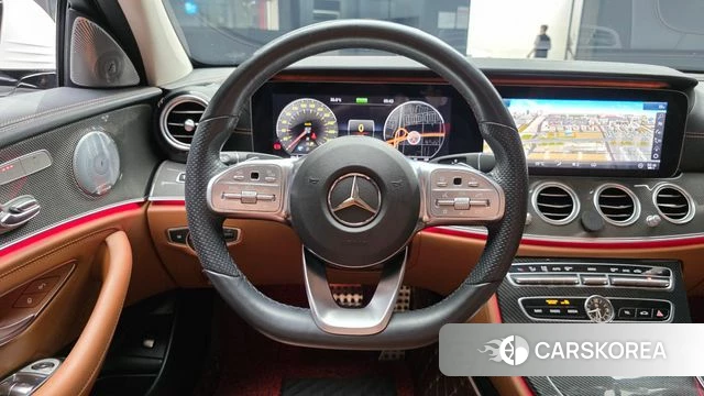 Mercedes-Benz E-Class W213 2019 Белый из Кореи, фото 4