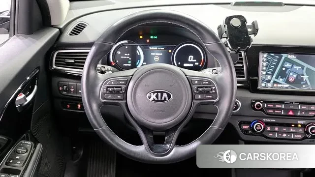 Kia Niro EV 2021 Серебряный из Кореи, фото 4