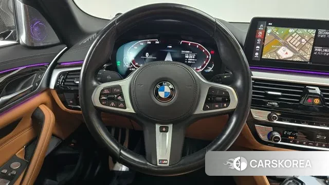 BMW 5 Series (G30) 2021 Черный из Кореи, фото 4