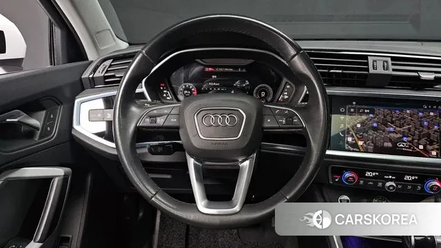 Audi Q3 (F3) 2024 Белый из Кореи, фото 4