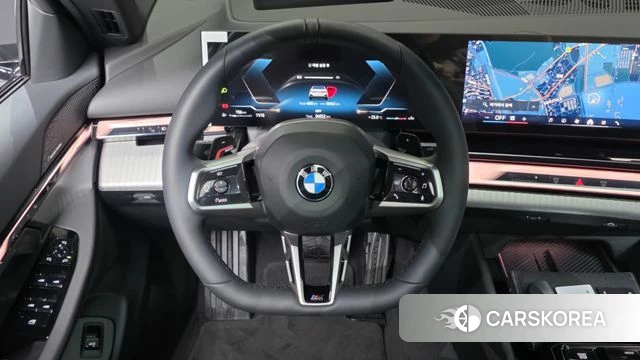 BMW 5 Series (G60) 2026 Белый из Кореи, фото 4