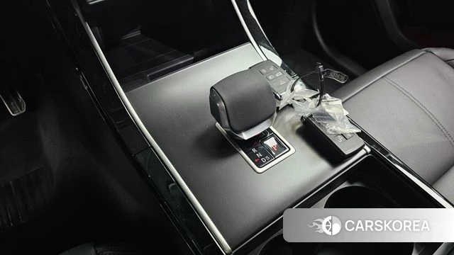 Land Rover Range Rover Velar 2026 Черный из Кореи, фото 4