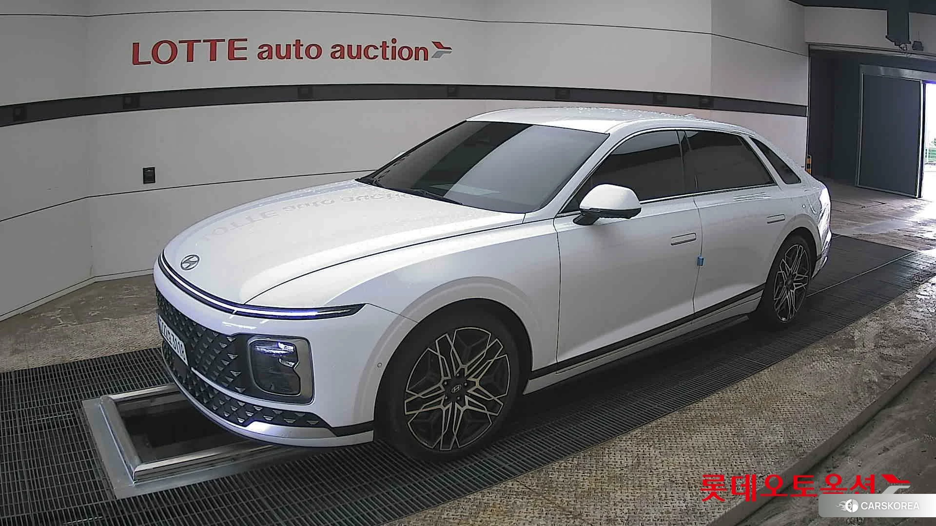 Hyundai Grandeur Hybrid 2024 Serenity White Pearl из Кореи, фото 4