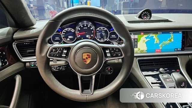 Porsche Panamera (971) 2019 Серебристо-серый из Кореи, фото 4