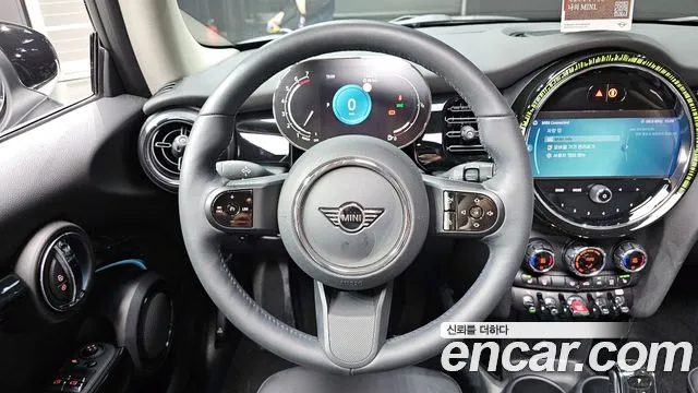 Mini Cooper 2023 Белый из Кореи, фото 4