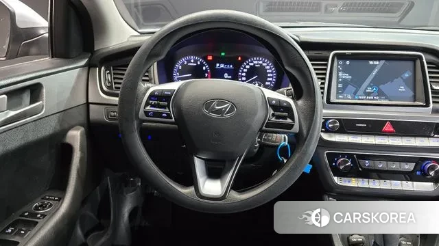 Hyundai Sonata New Rise 2018 Серебристо-серый из Кореи, фото 4