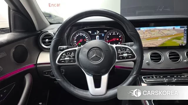 Mercedes-Benz E-Class W213 2018 Белый из Кореи, фото 4