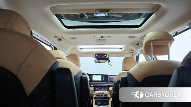 Kia Carnival 4th generation 2022 Белый из Кореи, фото 4
