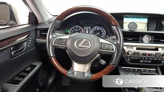 Lexus New ES300h 2018 Серый из Кореи, фото 4