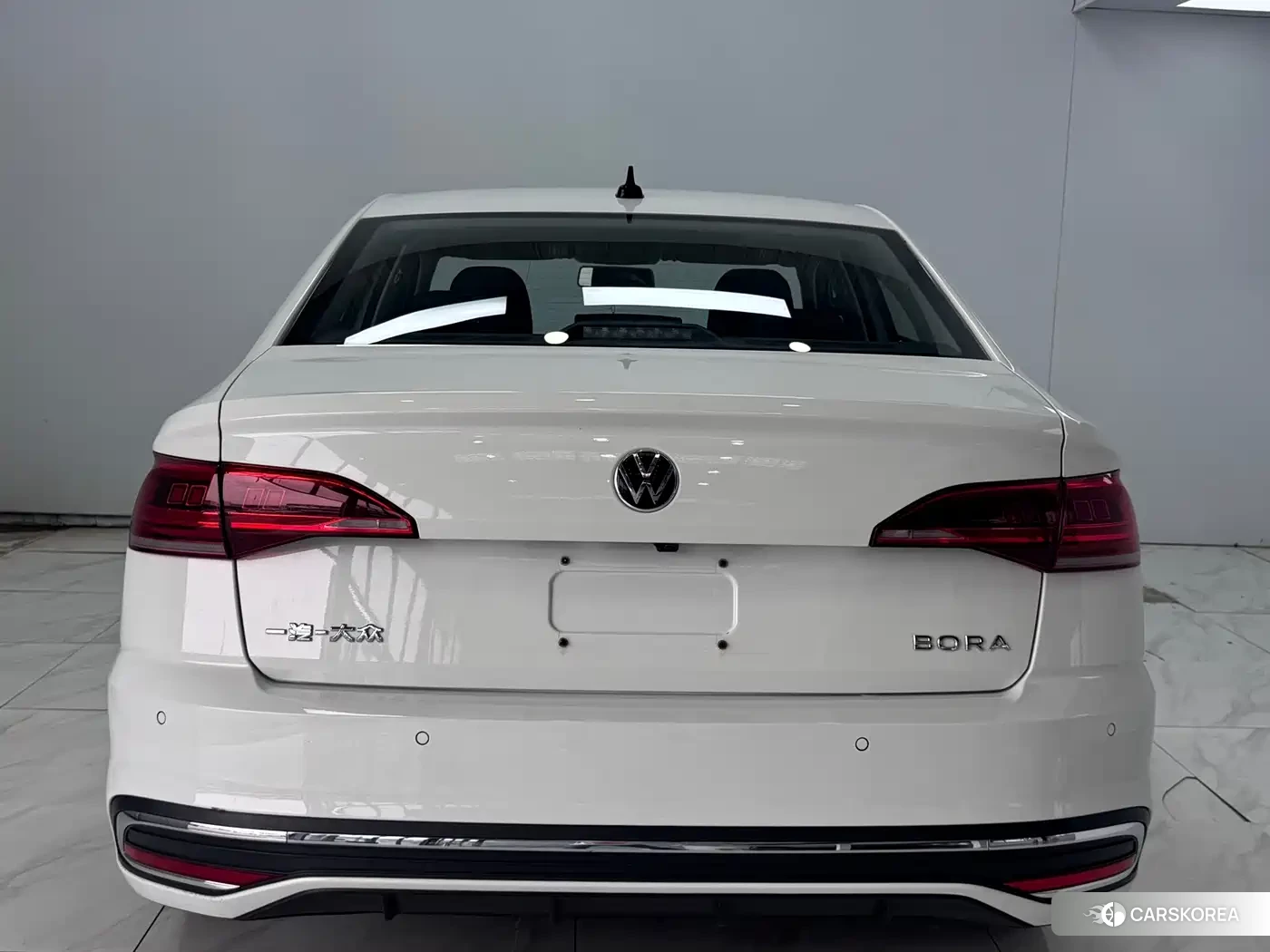 Volkswagen Bora 2023 Белый из Китая, фото 4