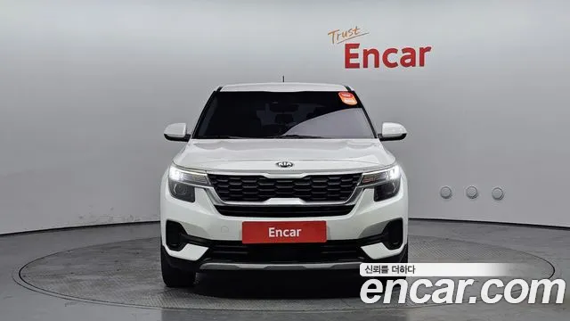 Kia Seltos 2021 Белый из Кореи, фото 4