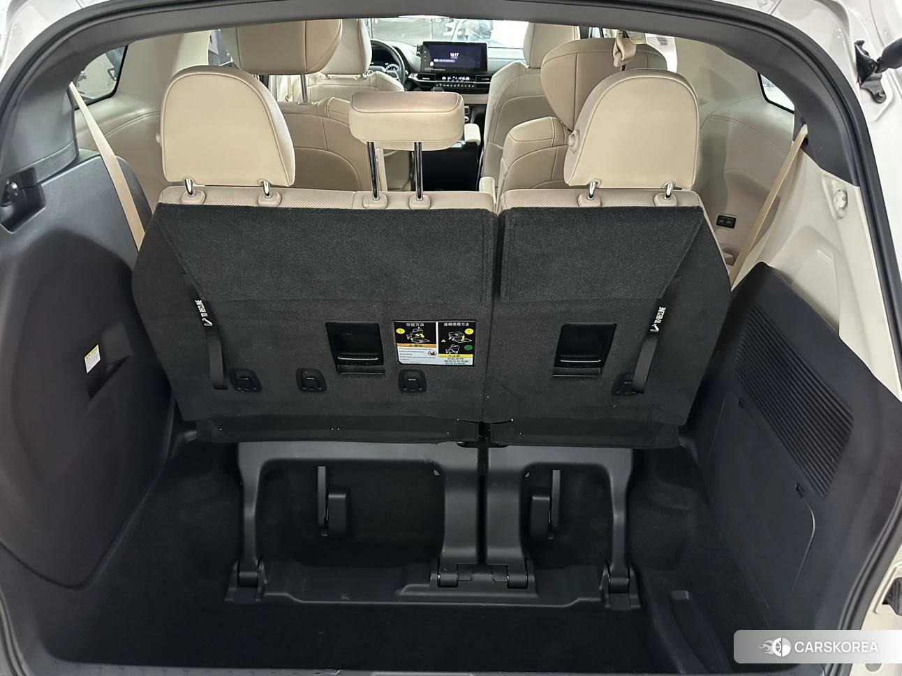 Toyota Sienna 2024 Шампань из Китая, фото 4