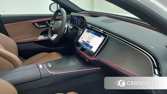 Mercedes-Benz E-Class W214 2025 Белый из Кореи, фото 4