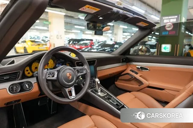 Porsche 911 2018 Серебряный из Кореи, фото 4