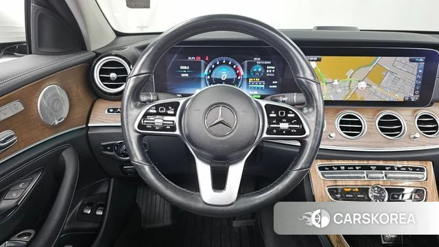 Mercedes-Benz E-Class W213 2020 Белый из Кореи, фото 4