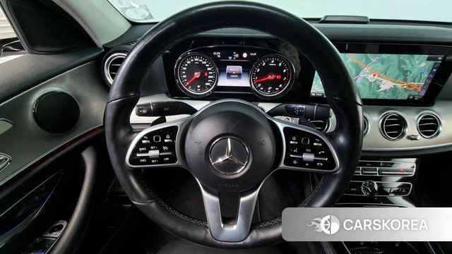 Mercedes-Benz E-Class W213 2018 Белый из Кореи, фото 4