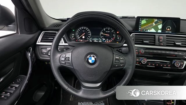 BMW 3 Series (F30) 2018 Белый из Кореи, фото 4