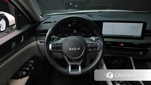 Kia The New K5 Hybrid 3rd generation 2023 Белый из Кореи, фото 4