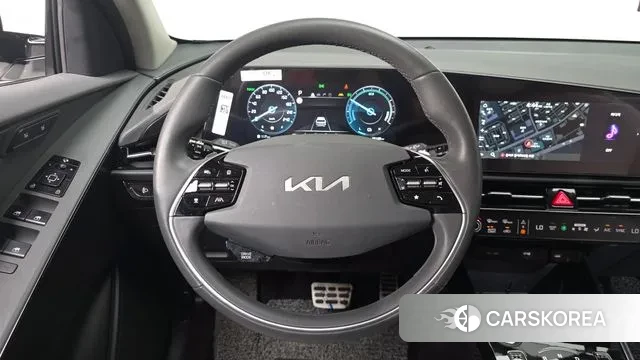 Kia Di Ol Nu Niro 2023 Белый из Кореи, фото 4