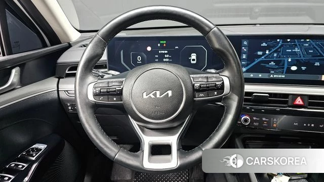 Kia The New K5 3rd generation 2025 Белый из Кореи, фото 4