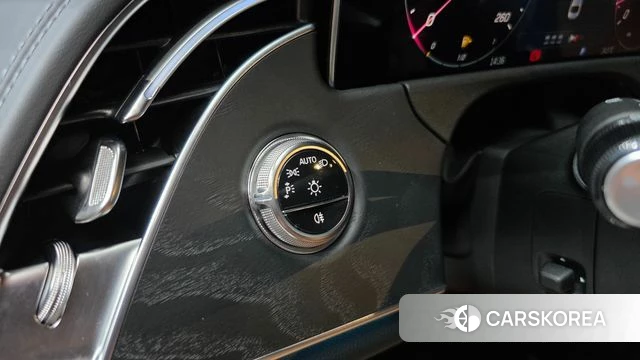 Mercedes-Benz E-Class W214 2026 Белый из Кореи, фото 4