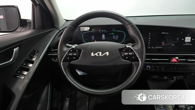Kia Di Ol Nu Niro 2022 Белый из Кореи, фото 4