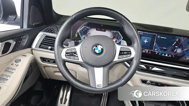 BMW X7 (G07) 2023 Белый из Кореи, фото 4