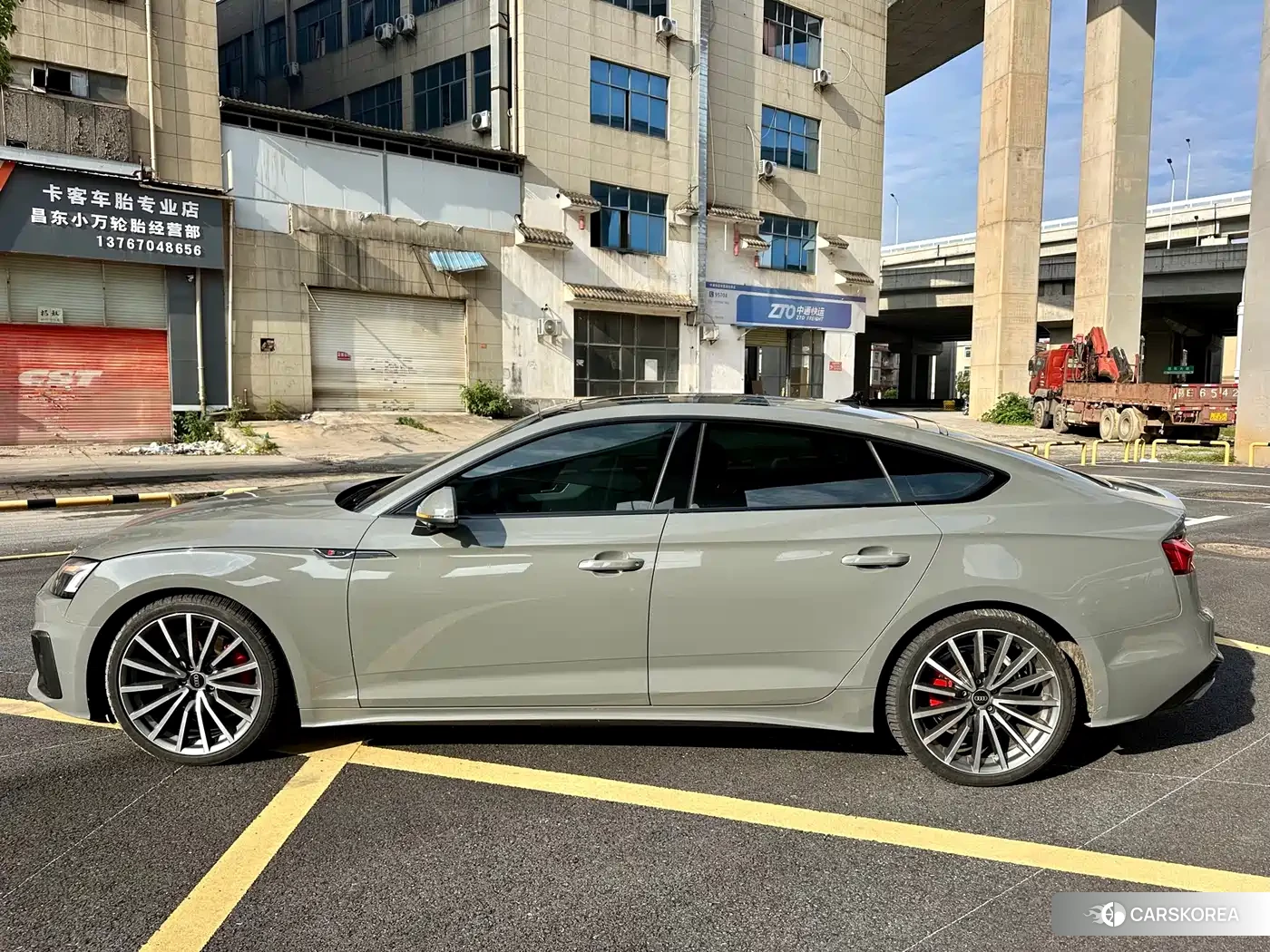 Audi A5 2021 Silver/gray из Китая, фото 4