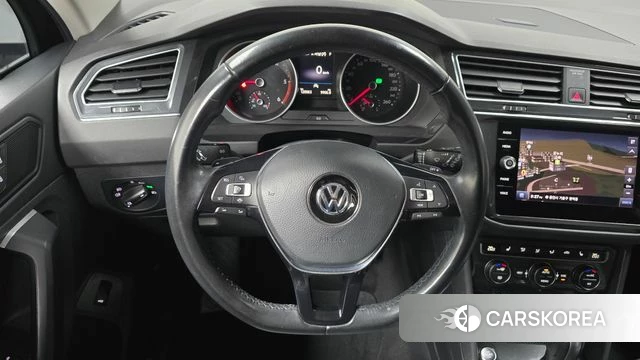Volkswagen Tiguan second Generation 2020 Черный из Кореи, фото 4