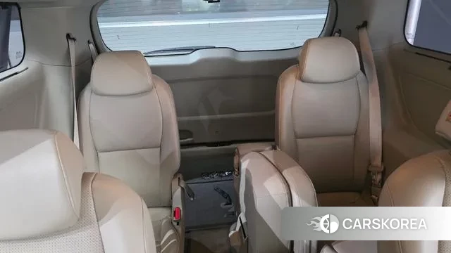 Kia The New Carnival 2020 Серебряный из Кореи, фото 4