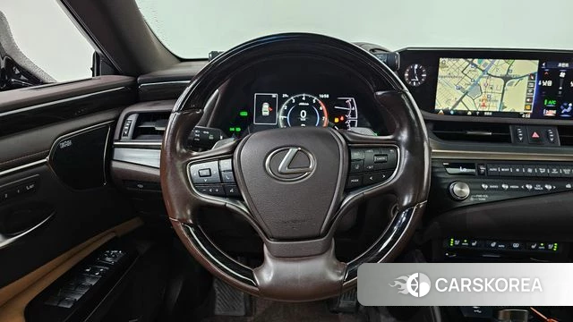 Lexus ES300h 7th generation 2021 Черный из Кореи, фото 4
