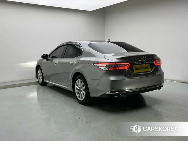 Toyota Camry 2024 Темно-серый из Китая, фото 4