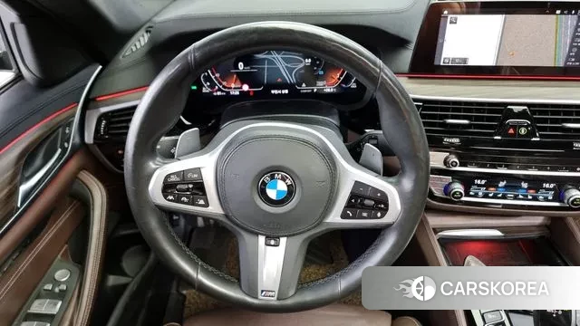 BMW 5 Series (G30) id 2902198 из Кореи 4