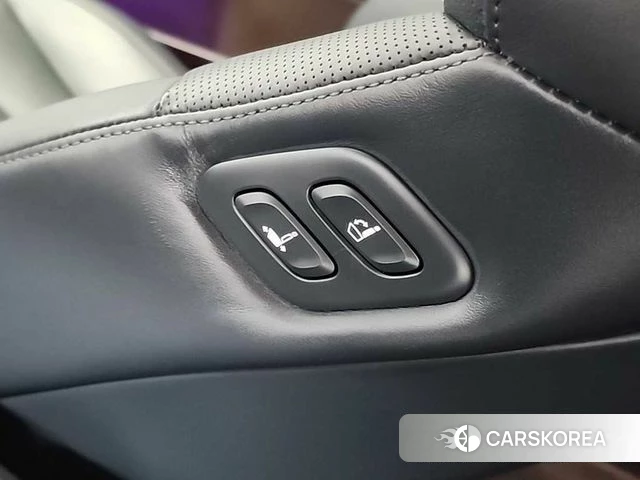 Genesis Electrified G80 (RG3) 2023 Серый из Кореи, фото 4