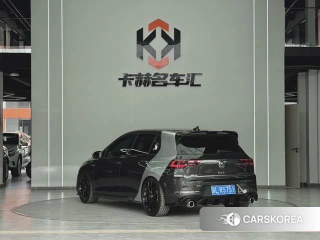 Volkswagen Golf GTI 2022 Темно-серый из Китая, фото 4