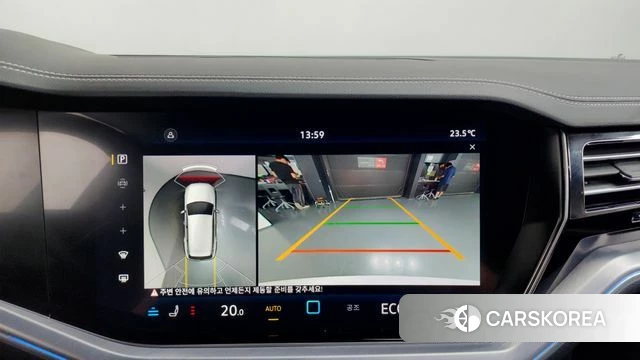 Volkswagen Touareg 3rd generation 2025 Белый из Кореи, фото 4