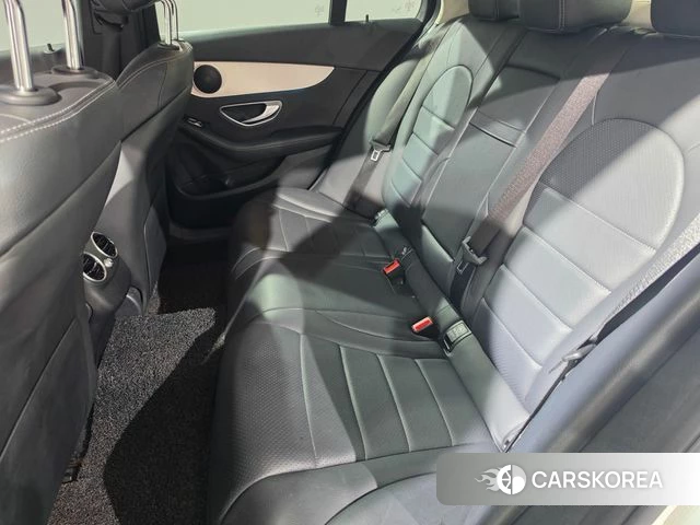 Mercedes-Benz C-Class W205 2018 Белый из Кореи, фото 4