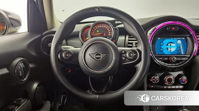 Mini Cooper 2020 Жемчужный цвет из Кореи, фото 4