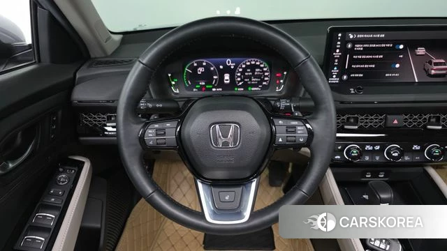 Honda Accord 11th Generation 2024 Серебристо-серый из Кореи, фото 4