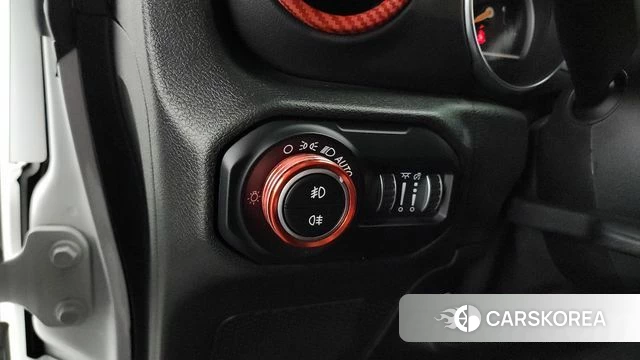 Jeep Wrangler (JL) 2019 Белый из Кореи, фото 4