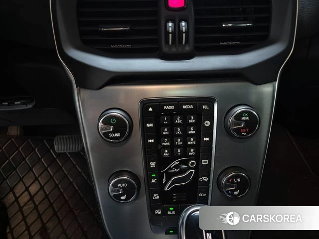 Volvo V40 2018 Серый из Кореи, фото 4