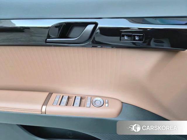 Hyundai Grandeur Hybrid (GN7) 2025 Белый из Кореи, фото 4