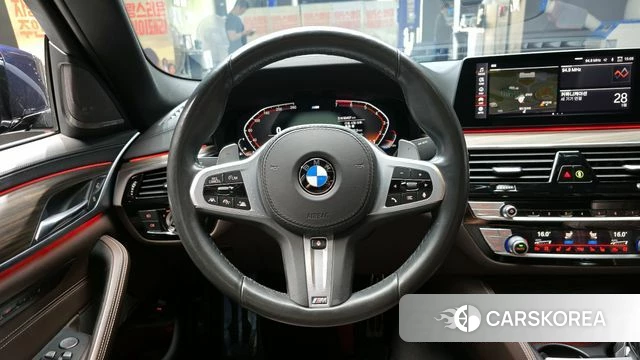 BMW 5 Series (G30) 2020 Черный из Кореи, фото 4