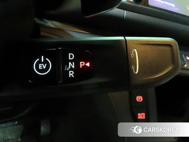 Kia The New Kia Ray EV 2023 Белый из Кореи, фото 4