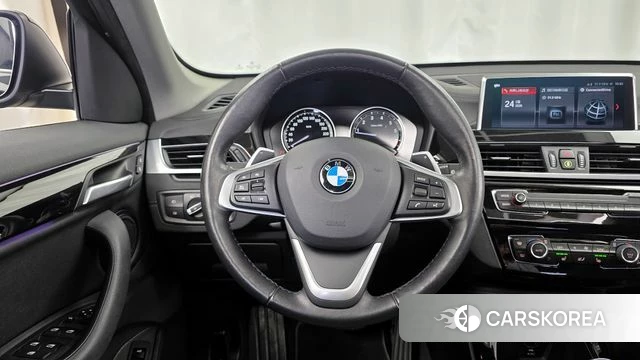 BMW X1 (F48) 2022 Черный из Кореи, фото 4