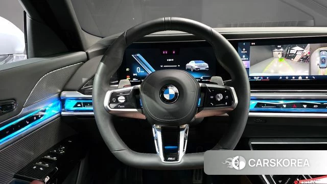 BMW 7 Series (G70) 2025 Цвет галактики из Кореи, фото 4