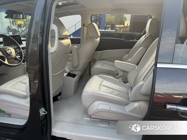 Buick GL8 2020 Коричневый из Китая, фото 4